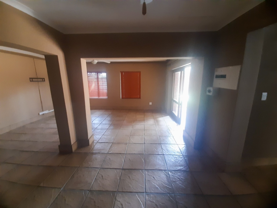 3 Bedroom Property for Sale in Waterval East North West